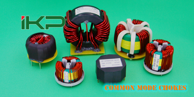 Filtre de ligne d'alimentation en mode commun à noyaux toroïdaux doubles Mn-zn de type horizontal avec base spéciale